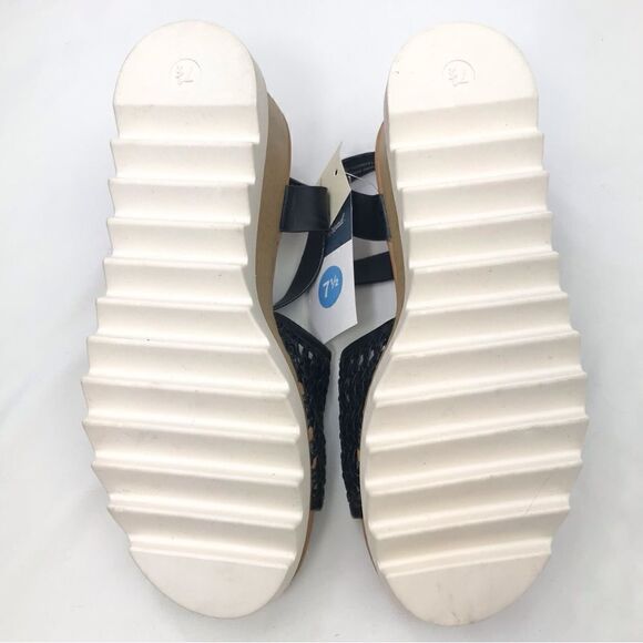 Universal Threads NEW Black Mesh Memory Foam Platform Sandals - Picture 9 of 12